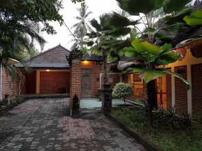 The Ning Beach & Villa