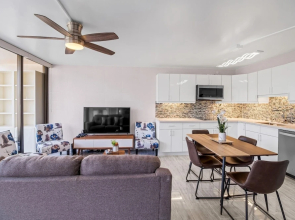 Newly Remodeled - 30th Floor Suite with EPIC Mountain Views by Koko Resort Vacation Rentals