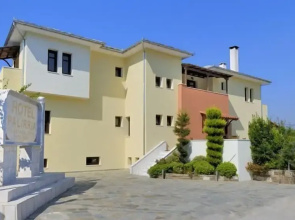 Palirria Hotel & Studios