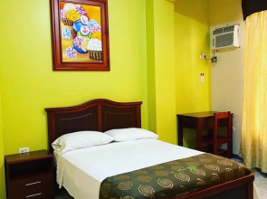 D’ Ruiz Hotel