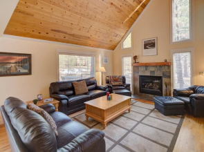 Lost Lane #8 by Village Properties at Sunriver