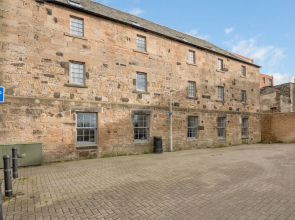 312 Reid's Corner - by Stay Dunfermline