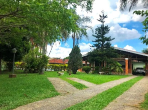 Chacara com WiFi, piscina e churrasq em Atibaia