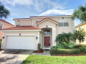 6 Br Pool and Spa Home in Aviana Resort