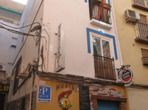 Hostal El Cascabel - Hostel