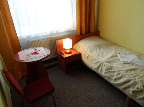 Hotelik Gold