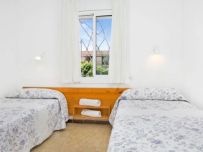 Apartment - 2 Bedrooms with Pool - 107156