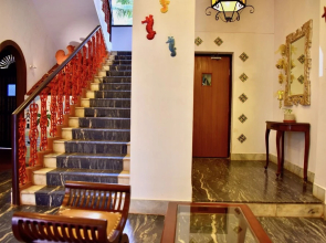 OYO 10241 Hotel Mayfair