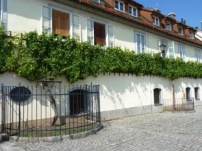 Guest House Pikapolonca