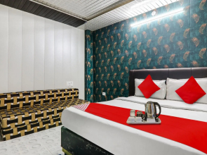 Flagship 93242 Hotel Comforties