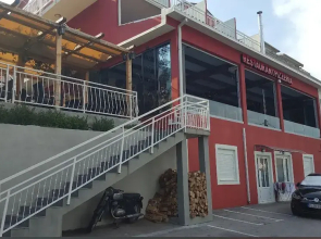 Max Gastro Beach House