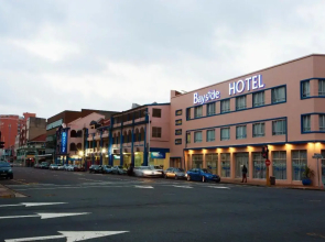 Bayside Hotel & Self Catering 110 West Street