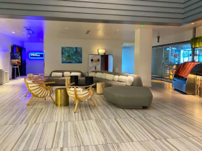 OneLuxStay at W Residences