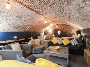 Gatehouse Studio Apartment