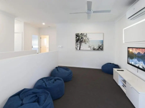 11 Ann Street, Coolum Beach