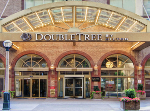 DoubleTree by Hilton Hotel Toronto Downtown