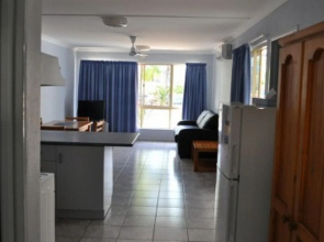Palm Valley Motel and Self-contained Holiday Units