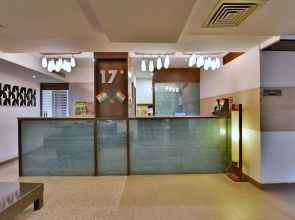 17 Degrees Hotel