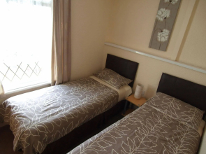 Waverley House Apartments