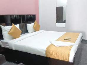 Hotel Priceless Amity University Lucknow