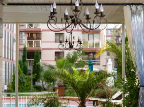 Apart Hotel Tarsis Club