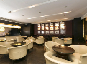 Sathorn Vista, Bangkok - Marriott Executive Apartments