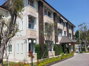 The Aree Grand Apartment