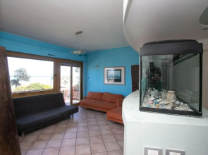 M24 - Marcelli, trilocale con terrazzo fronte mare