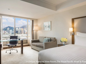 The Royal Pacific Hotel & Towers