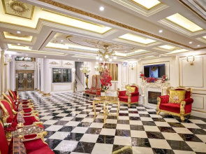 Sun Moon Lake Queen Castle Hotel