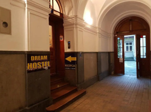 Dream Hostel  Apartments