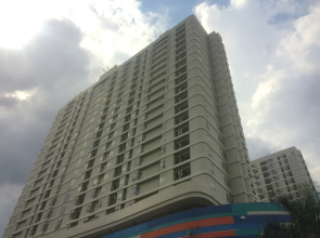 Classic And Cozy Studio At Cinere Bellevue Suites Apartment