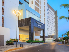 Courtyard By Marriott Mazatlan Beach Resort