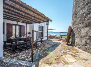 The Millers House Adamas Sea View