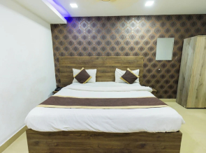The Midland by OYO Rooms