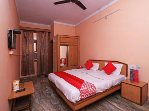 OYO 26791 Hotel Amar Palace