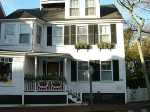 Nantucket White House Inn