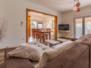 Beautiful Apartment in Medulin With Outdoor Swimming Pool, Wifi and 2 Bedrooms