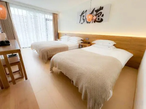 Jiuhua Mountain Bamboo Mountain Homestay (Meat Body Palace)