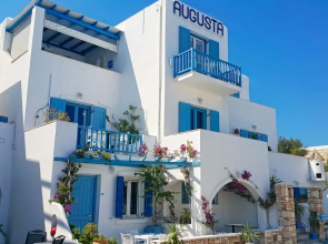 Augusta Studios & Apartments