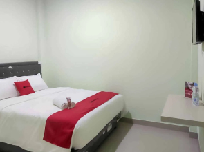 RedDoorz near Taman Wisata Alam Punti Kayu Palembang 2