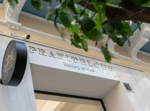 Praxitelous Luxury Suites