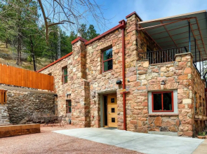 Boulder Mountain Lodge