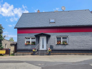 Beautiful Home in Neuhaus A.r. OT Steinh With Wifi and 2 Bedrooms
