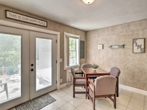Lakeview Escape w/ Direct White River Access!