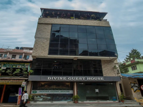 OYO 168 Divine Guest House