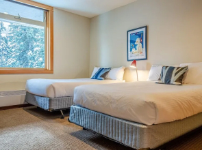 Kookaburra Lodge #303 By Bear Country