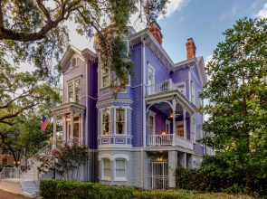 Amethyst Garden Inn