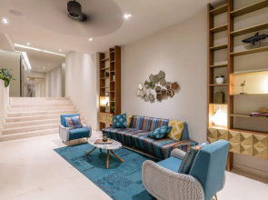 Cozy 1 BR apartment steps away from the Beach by Happy Address