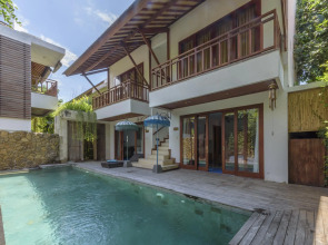 Aqua Octaviana Bali Villa